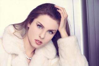 Voutcher o wartości 50zł na pierwszy zabieg z zakresu kosmetyki twarzy lub medycyny estetycznej.